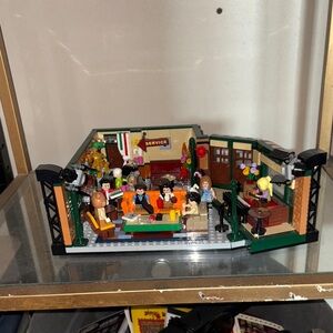 LEGO Friends Central Perk Set - Multicolor